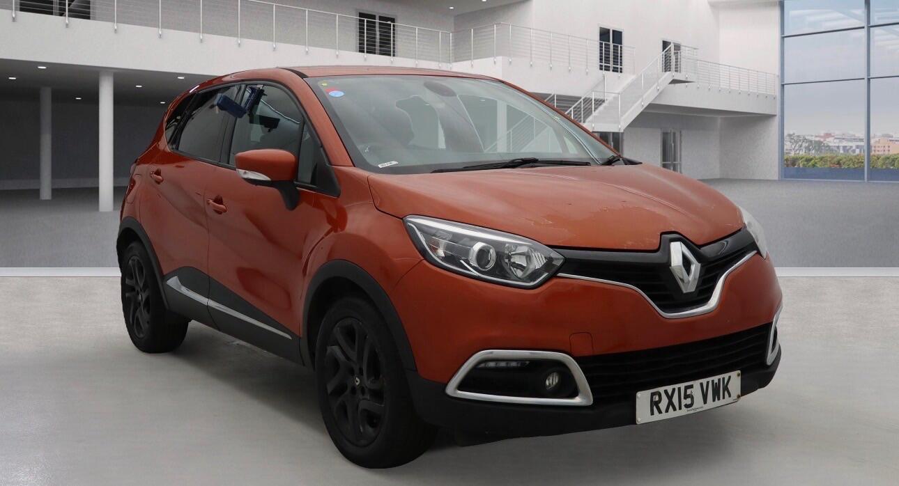 Used Renault Captur for sale - 76728196: Photo 2
