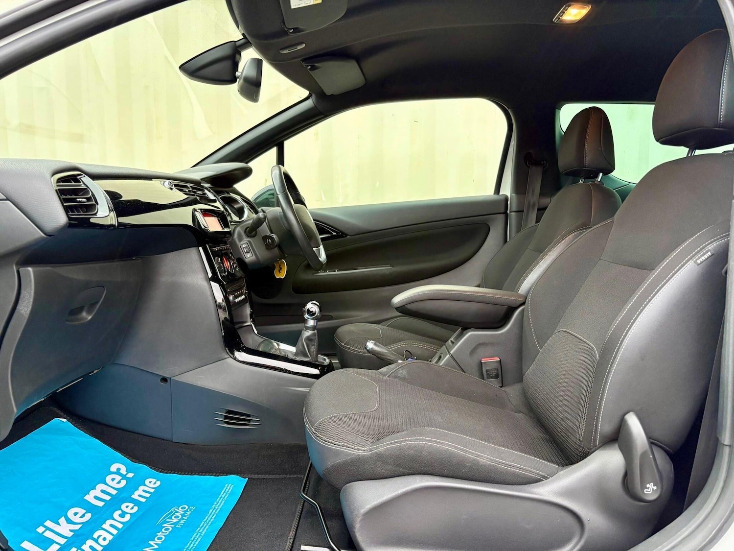 Used Citroen DS3 2014 for sale - 77305332: Photo 32