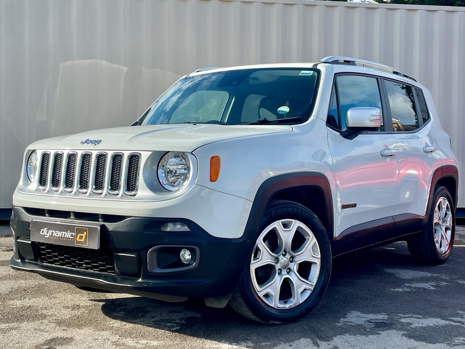 Used Jeep Renegade 2016 for sale - 76996500: Photo 1