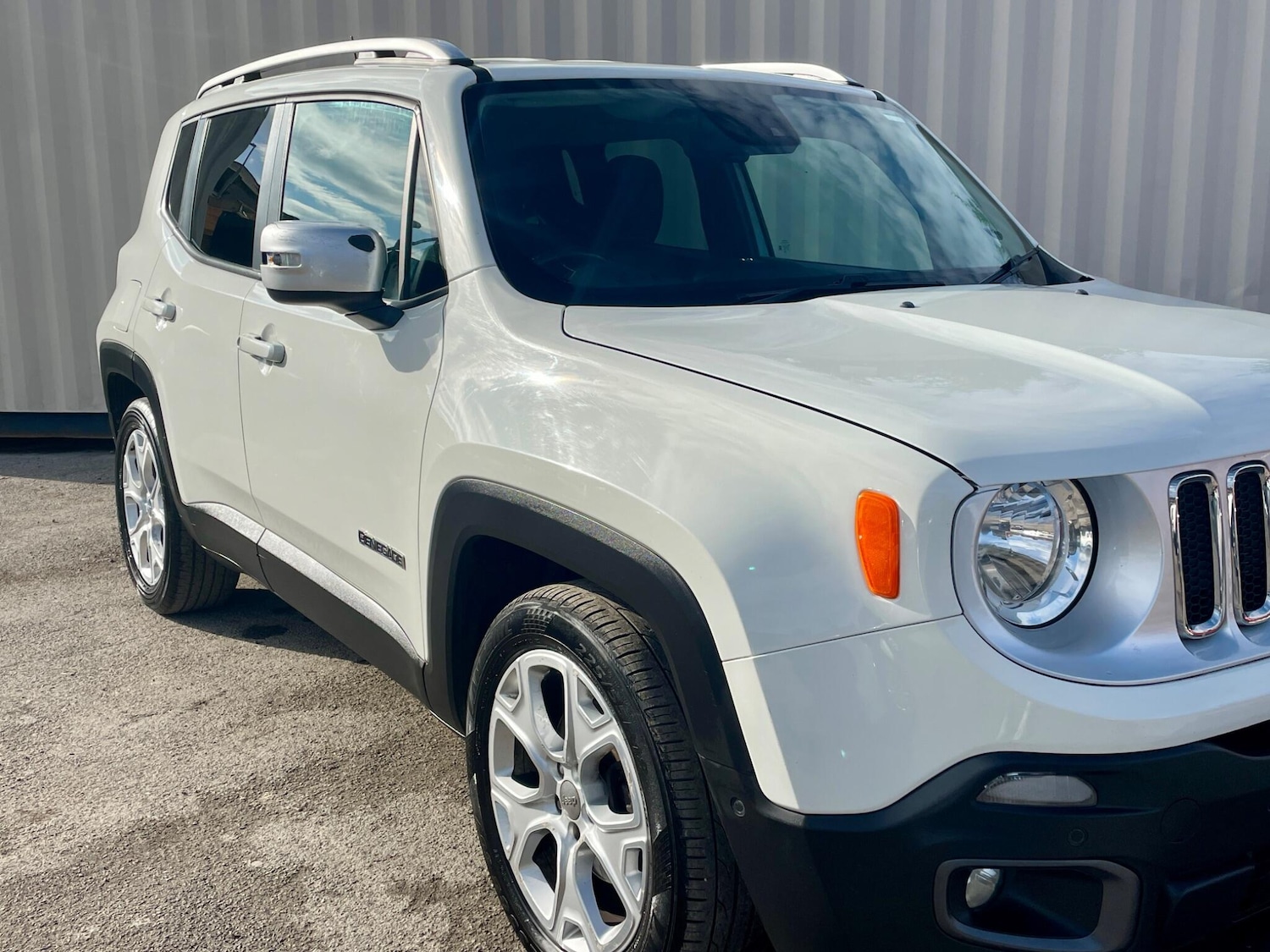 Used Jeep Renegade 2016 for sale - 76996500: Photo 14