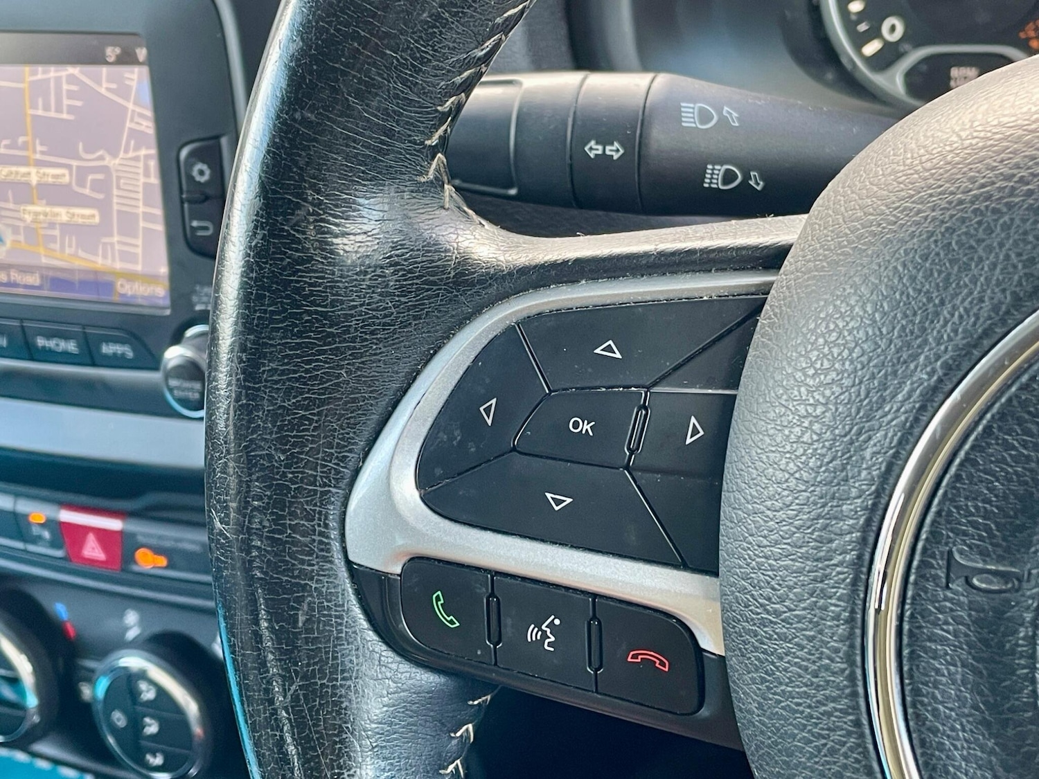 Used Jeep Renegade 2016 for sale - 76996500: Photo 38