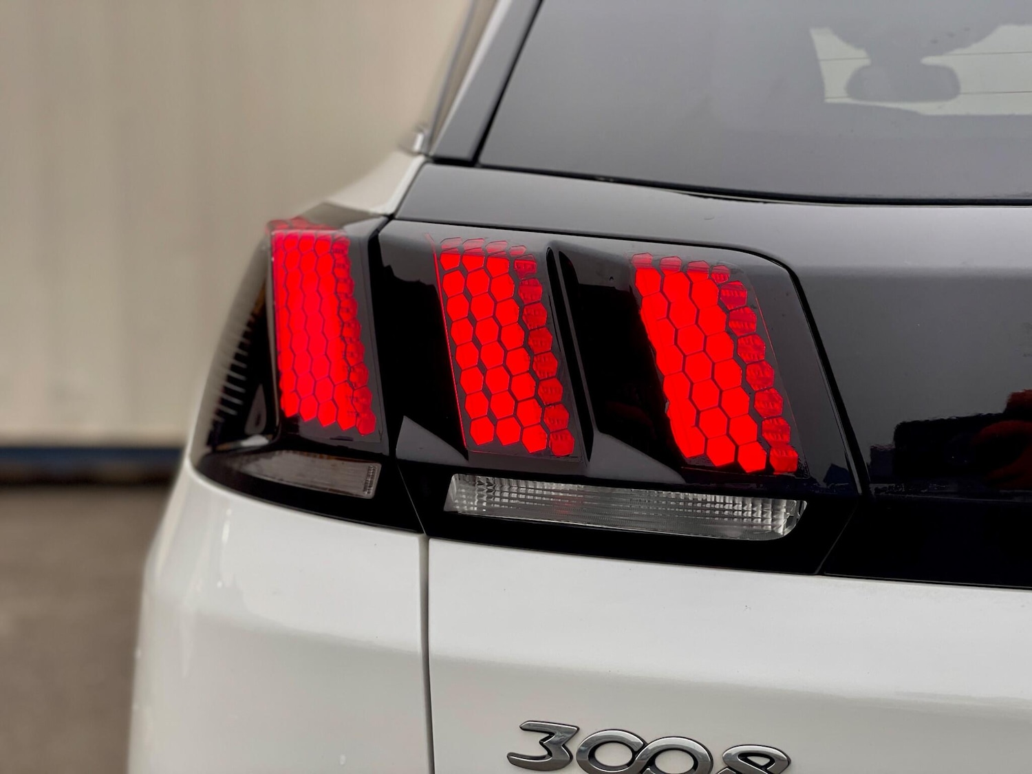 Used Peugeot 3008 2017 for sale - 77625574: Photo 26