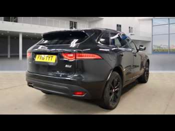 Used Jaguar F-Pace 2016 for sale - 74822660: Photo