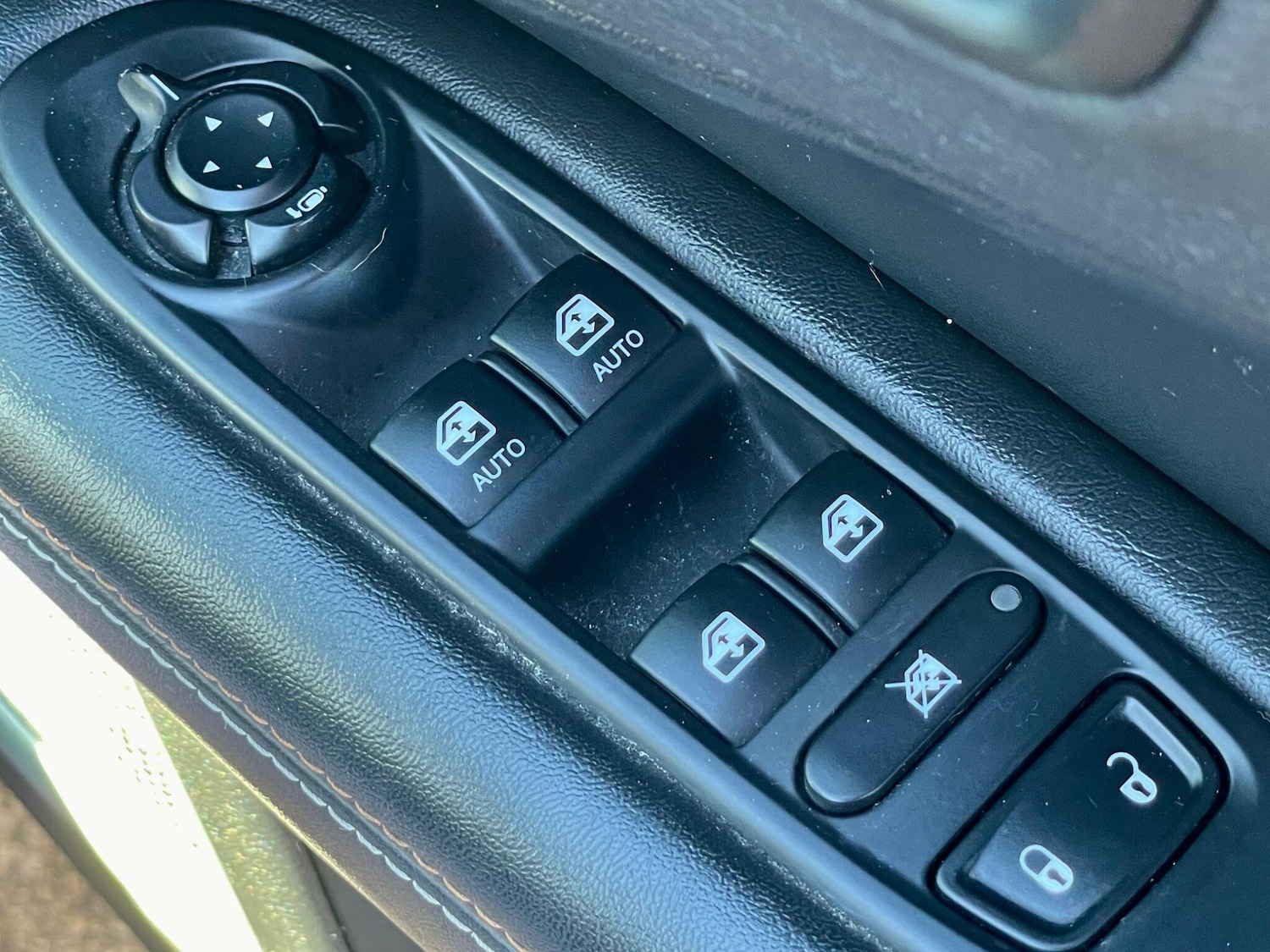 Used Jeep Compass 2018 for sale - 76408519: Photo 30