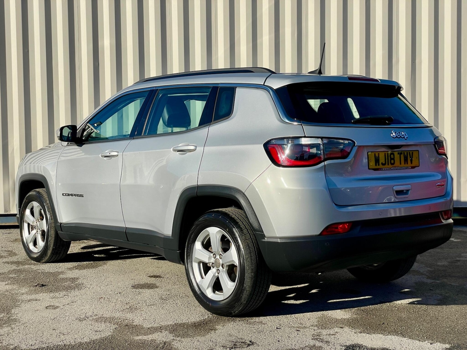 Used Jeep Compass 2018 for sale - 76408519: Photo 4