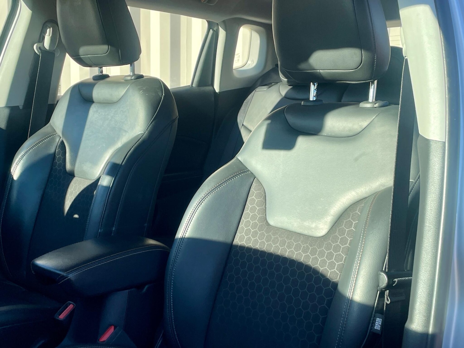 Used Jeep Compass 2018 for sale - 76408519: Photo 43