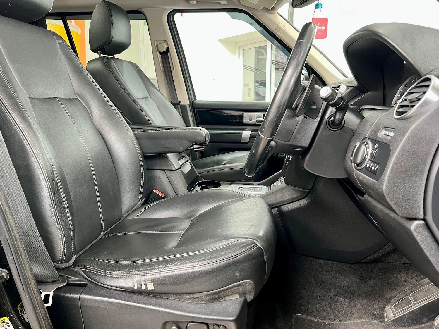 Vehicle 29