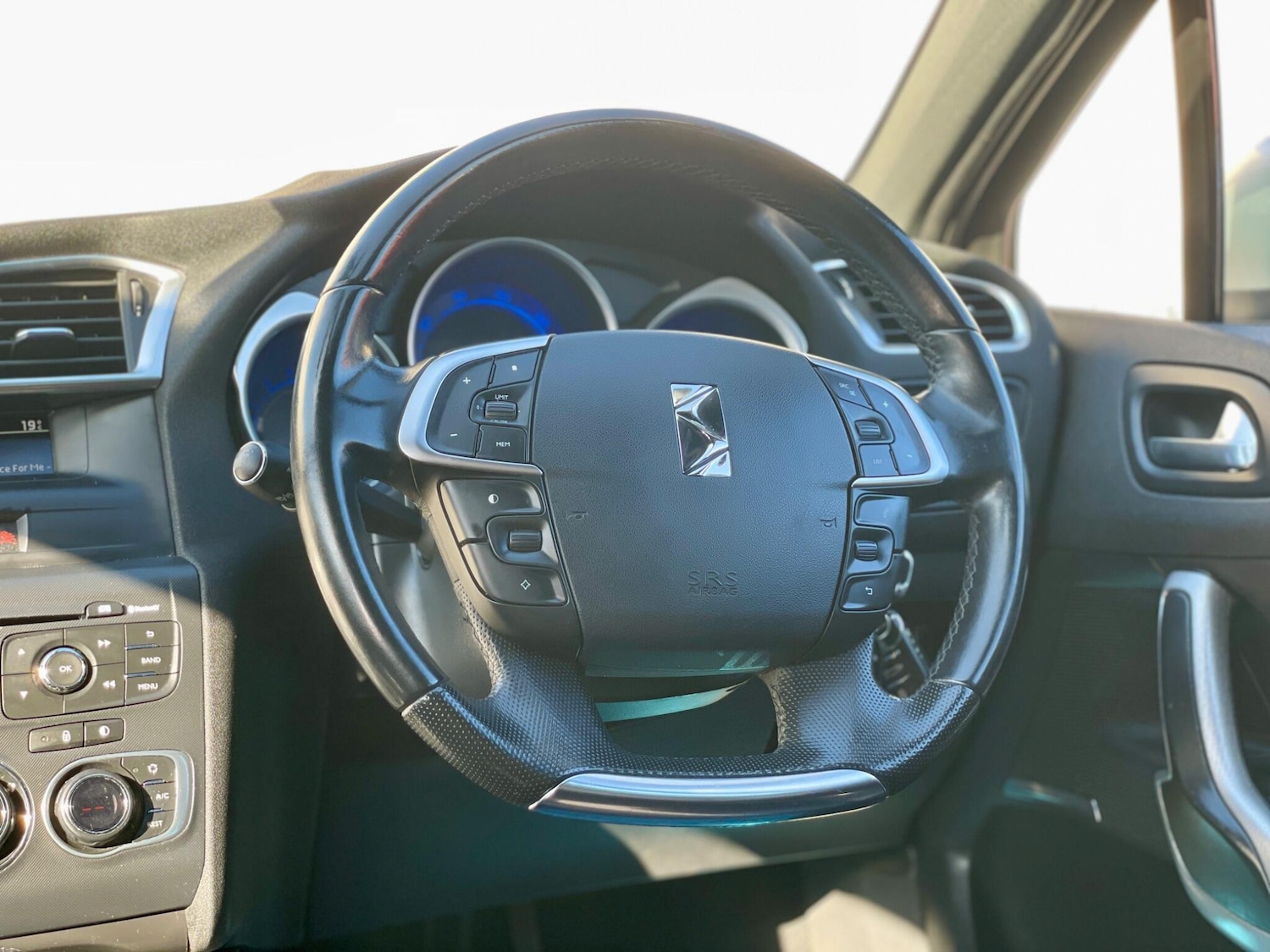 Used Citroen DS4 2013 for sale - 76989029: Photo 43