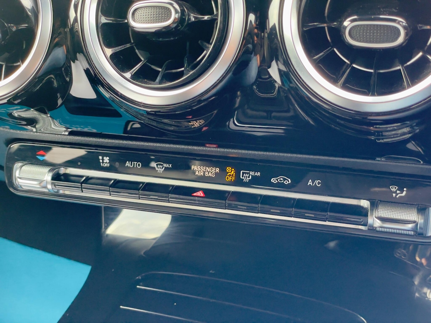 Used Mercedes-Benz A-Class 2019 for sale - 77852943: Photo 59