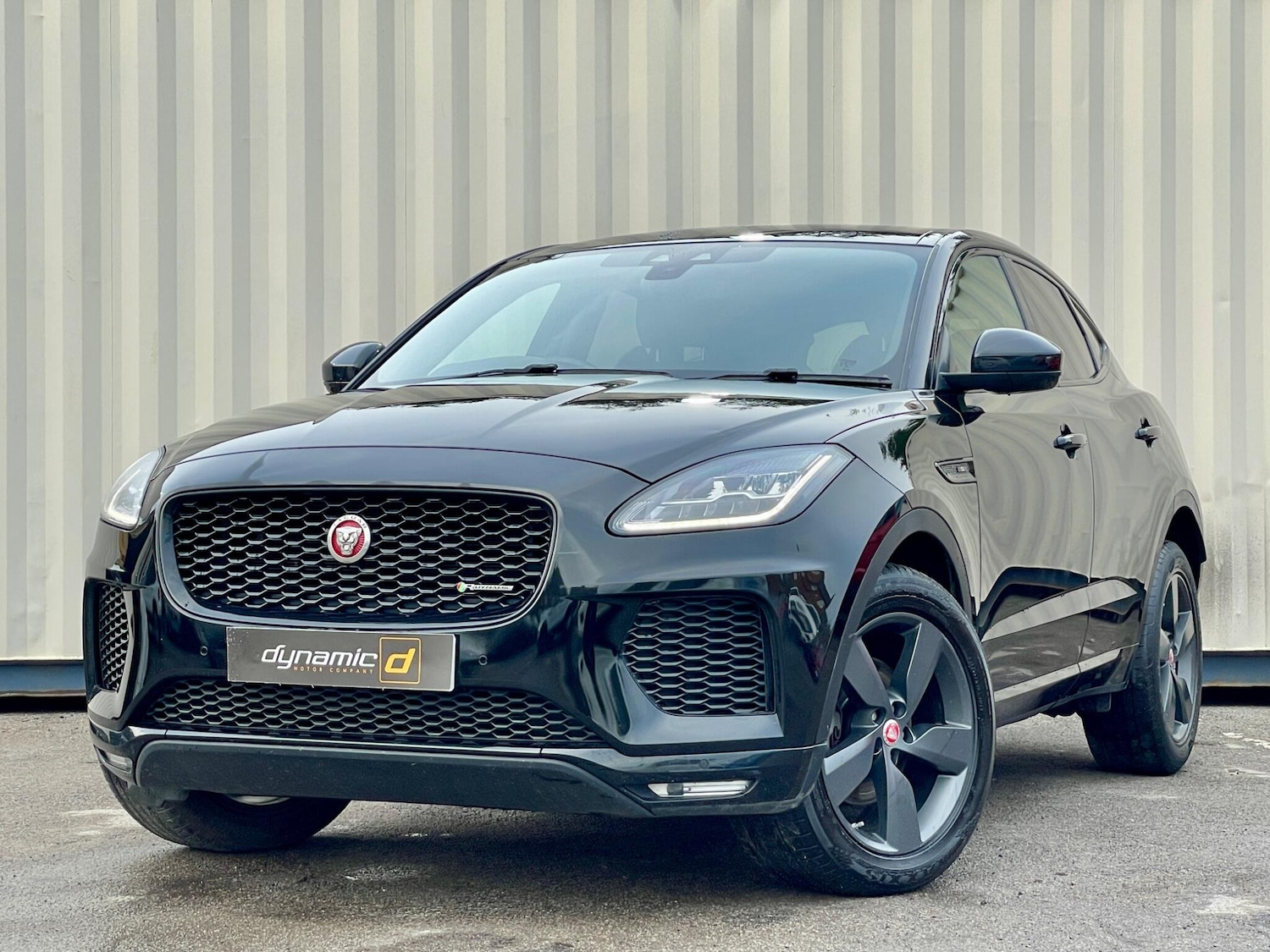 Used Jaguar E-Pace 2019 for sale - 76965307: Photo 1