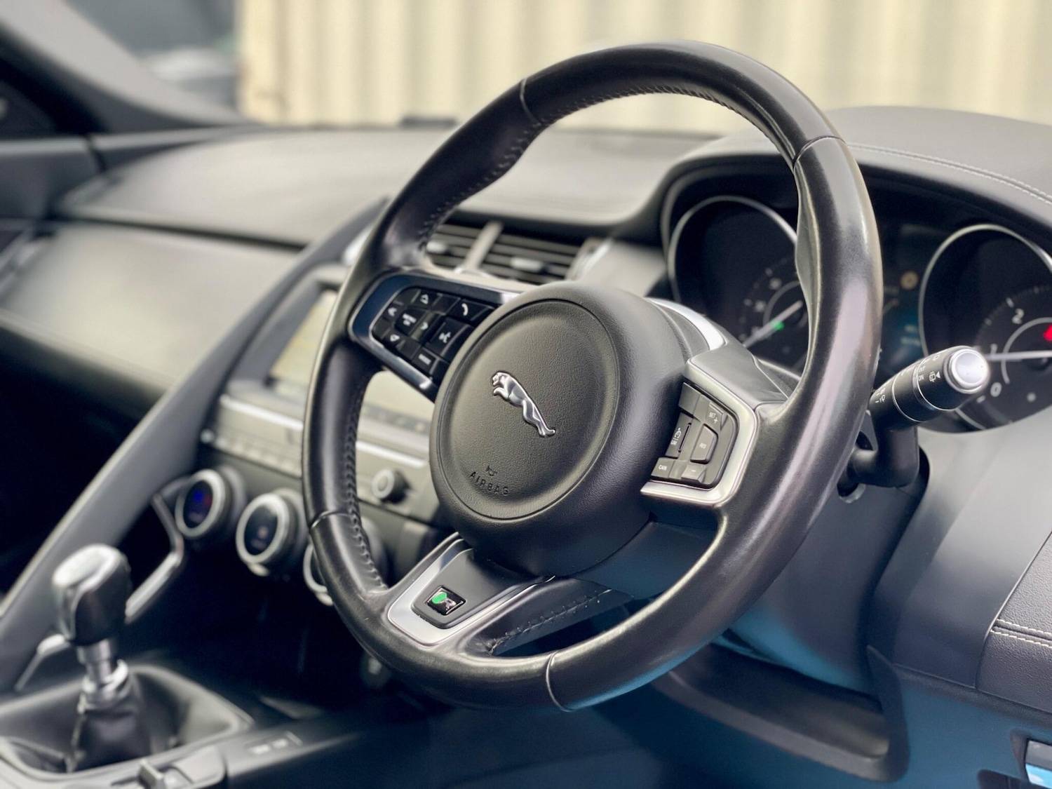 Used Jaguar E-Pace 2019 for sale - 76965307: Photo 35