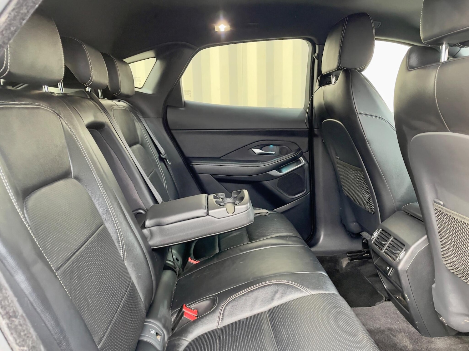 Used Jaguar E-Pace 2019 for sale - 76965307: Photo 8