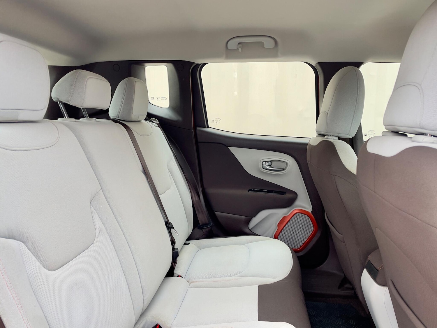 Used Jeep Renegade 2016 for sale - 76326070: Photo 8