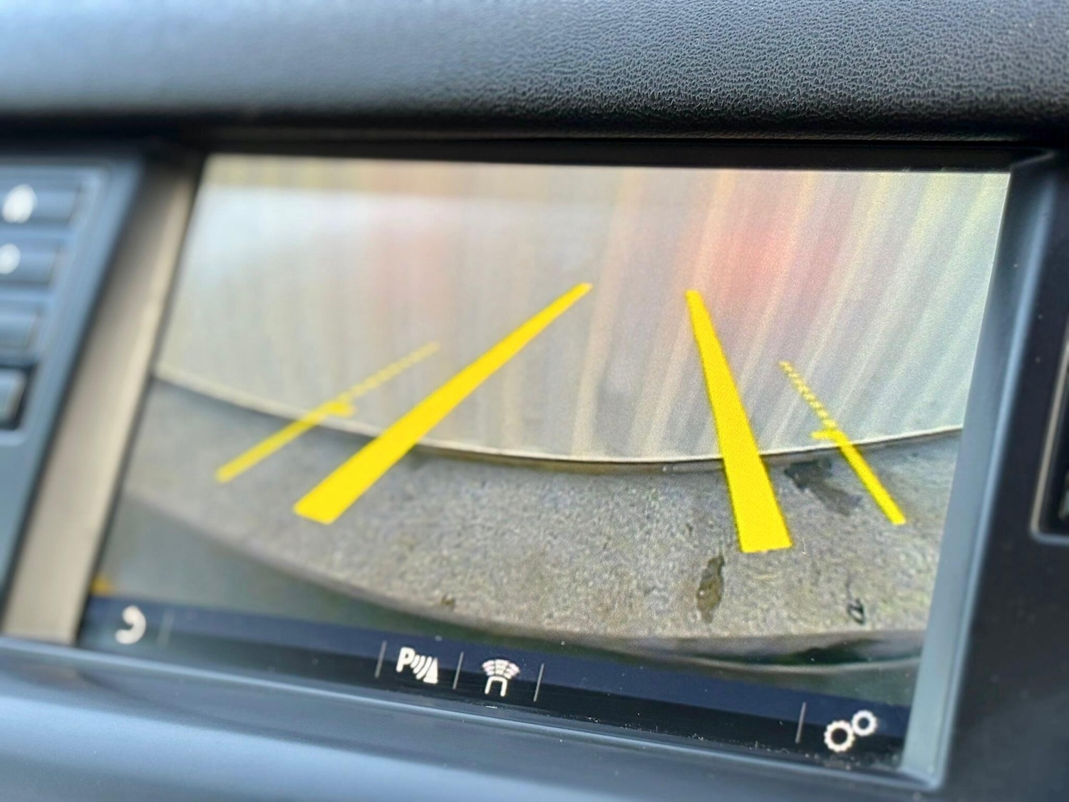 Used Land Rover Discovery Sport 2019 for sale - 76926765: Photo 11