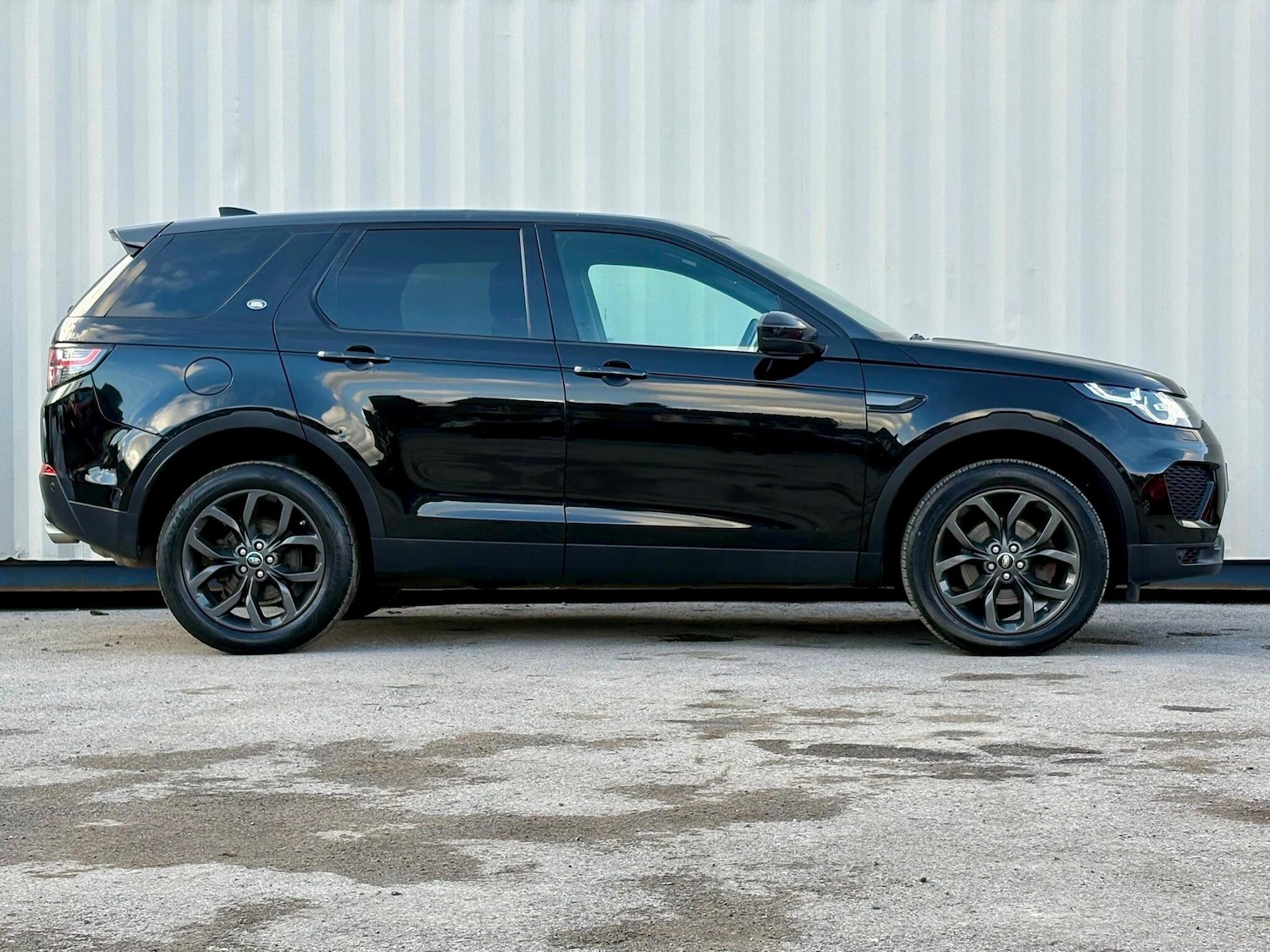 Used Land Rover Discovery Sport 2019 for sale - 76926765: Photo 18