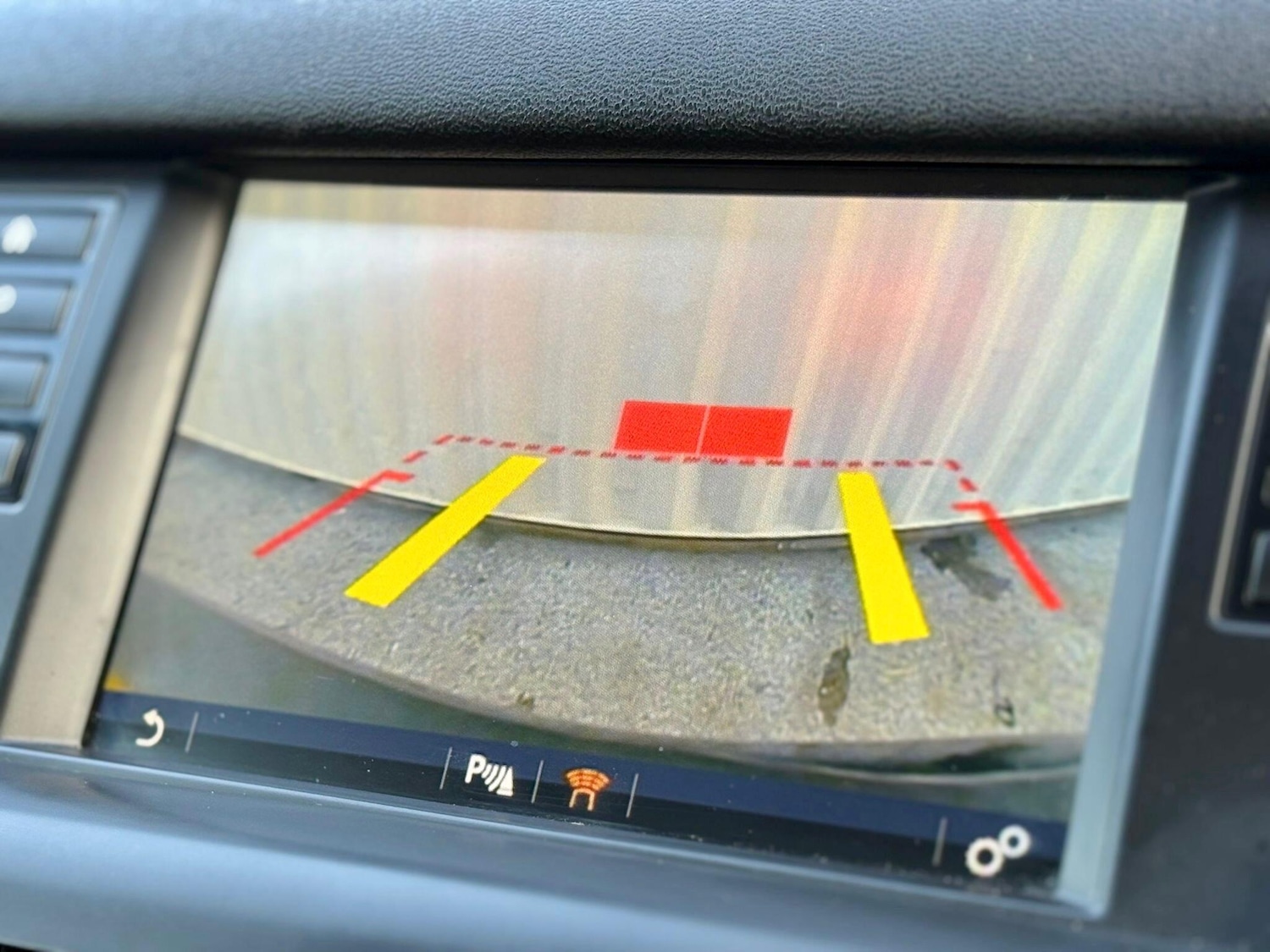 Used Land Rover Discovery Sport 2019 for sale - 76926765: Photo 37