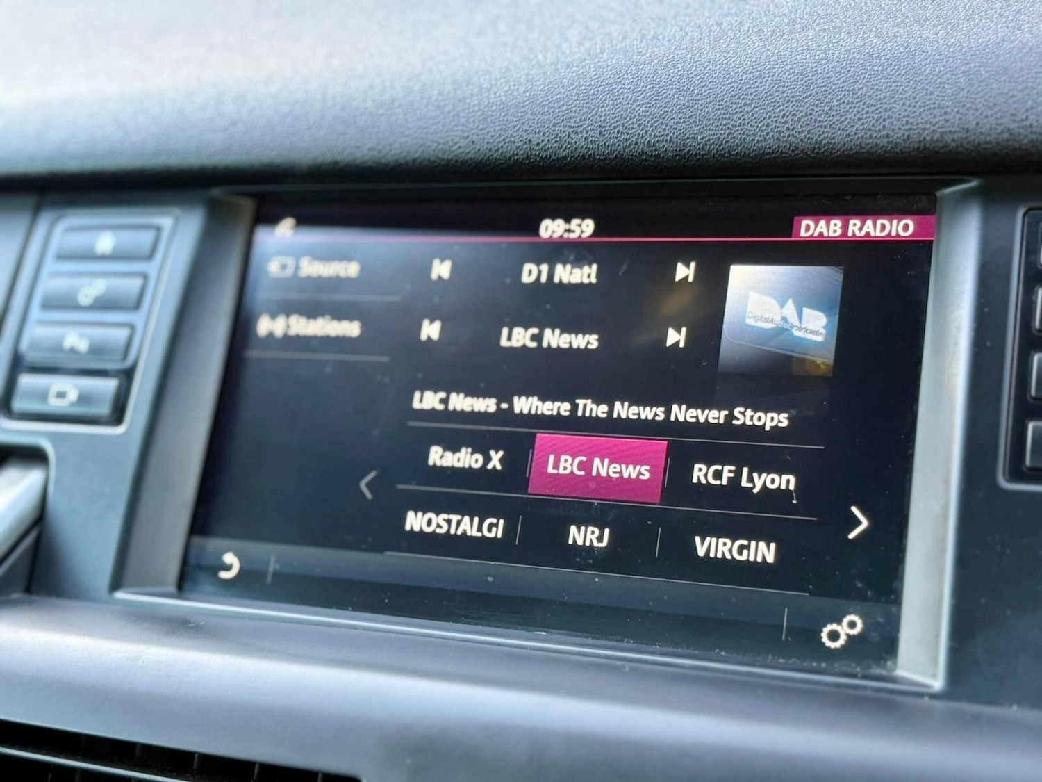 Used Land Rover Discovery Sport 2019 for sale - 76926765: Photo 42