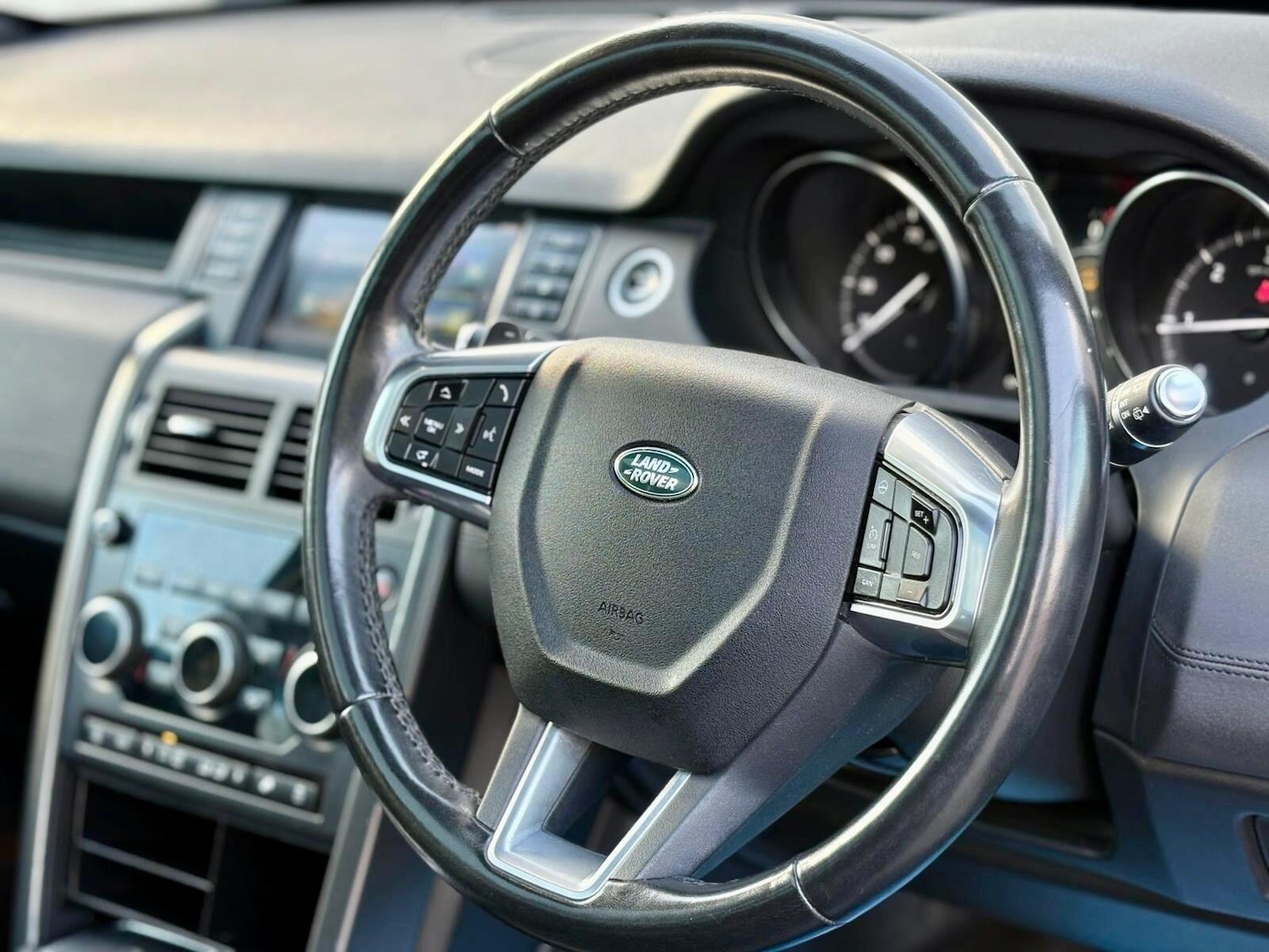 Used Land Rover Discovery Sport 2019 for sale - 76926765: Photo 6