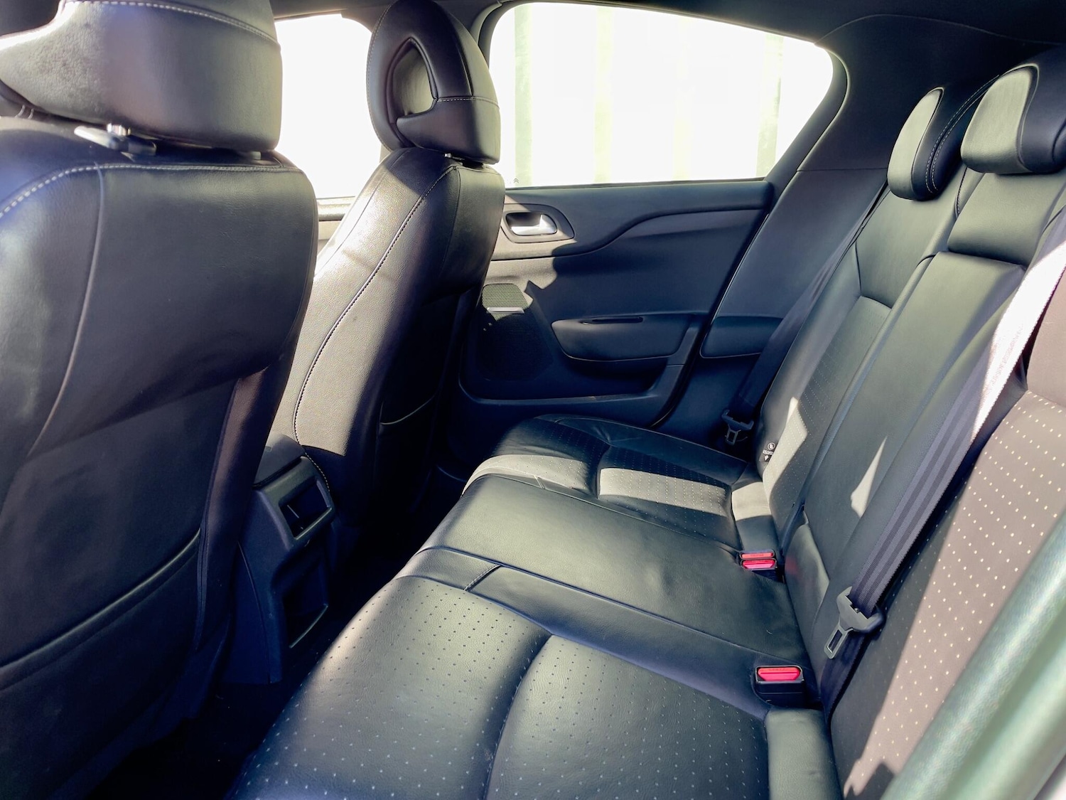 Used Citroen DS4 2013 for sale - 76085287: Photo 42