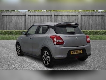 Used Suzuki Swift 2019 for sale - 78548322: Photo