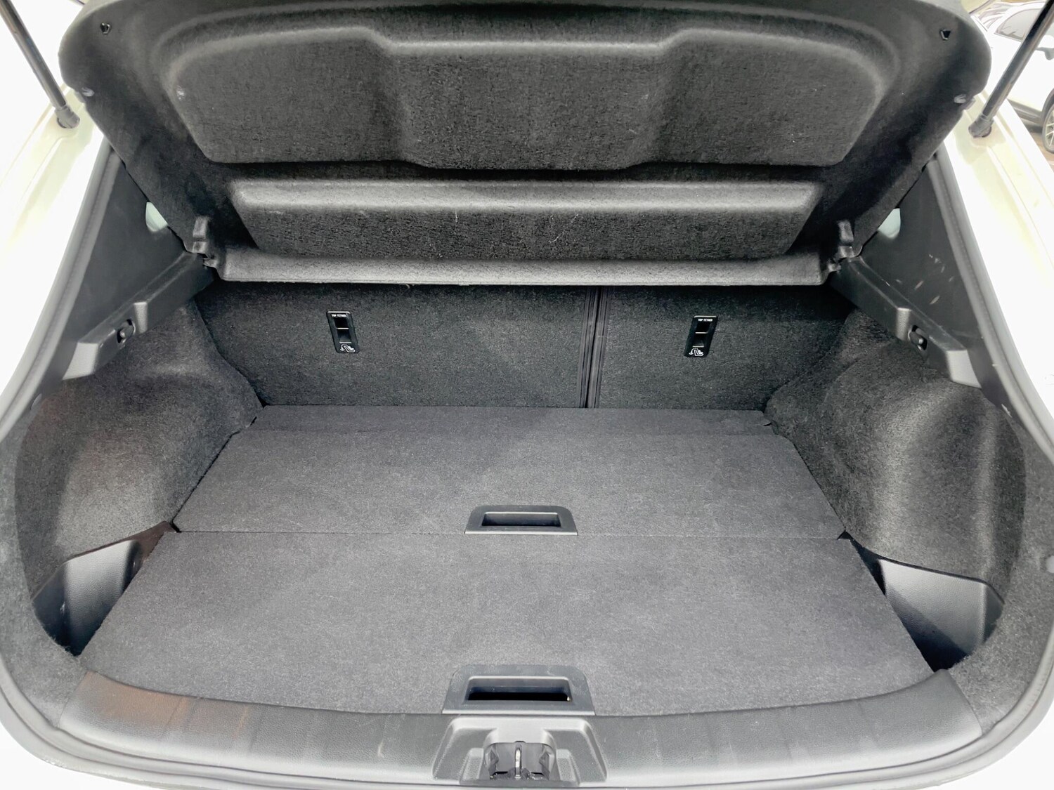 Used Nissan Qashqai 2019 for sale - 77155548: Photo 39