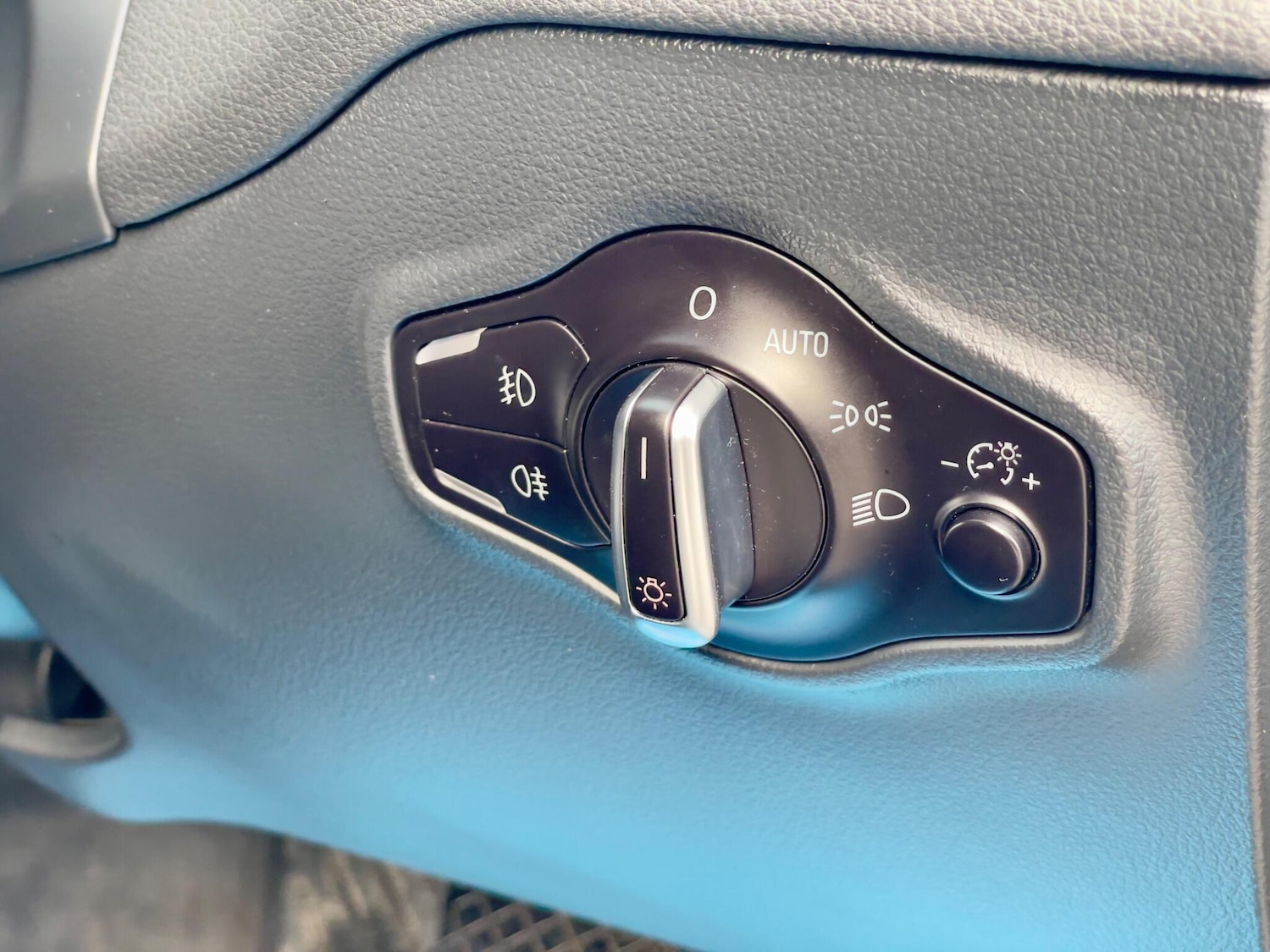 Used Audi Q5 2016 for sale - 77695812: Photo 33