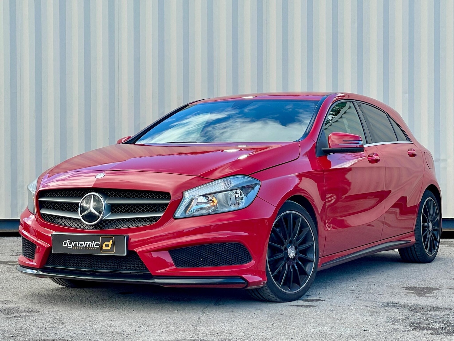 Used Mercedes-Benz A-Class 2015 for sale - 76377383: Photo 1