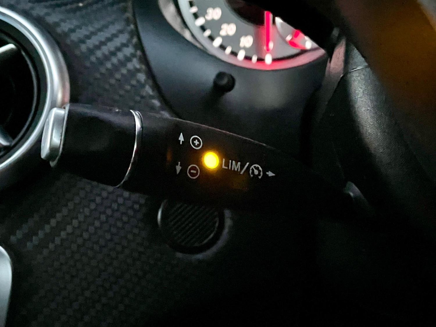 Used Mercedes-Benz A-Class 2015 for sale - 76377383: Photo 15