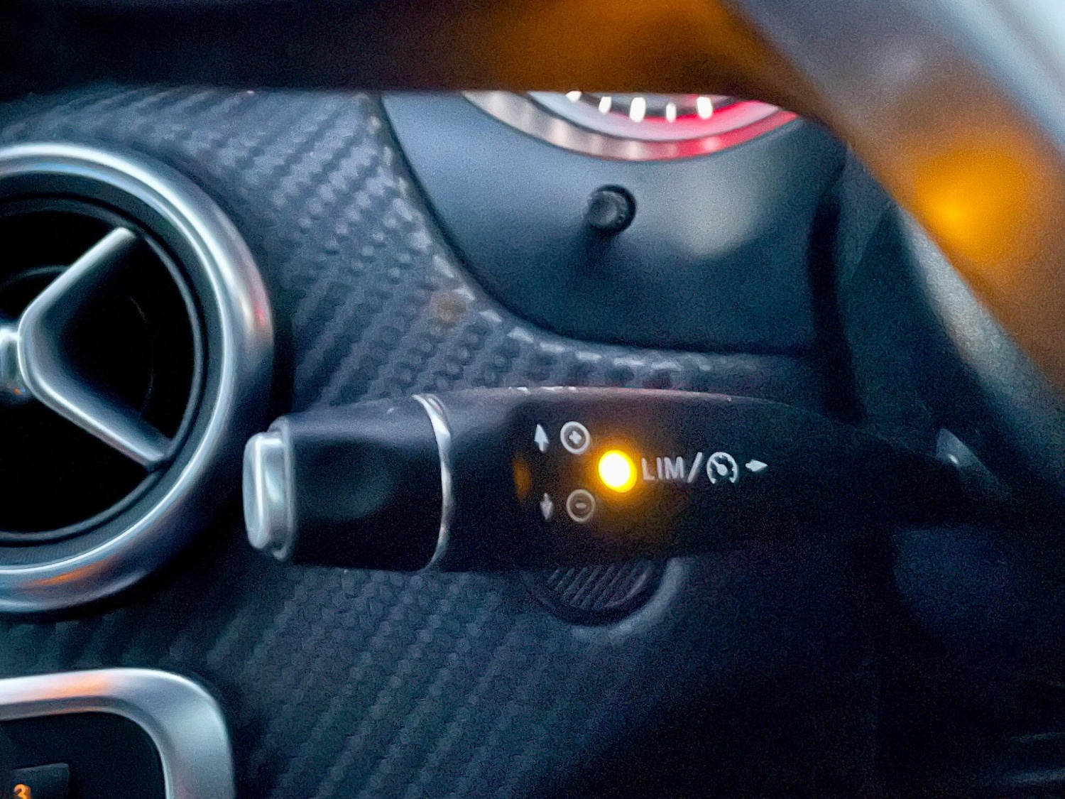 Used Mercedes-Benz A-Class 2015 for sale - 76377383: Photo 16