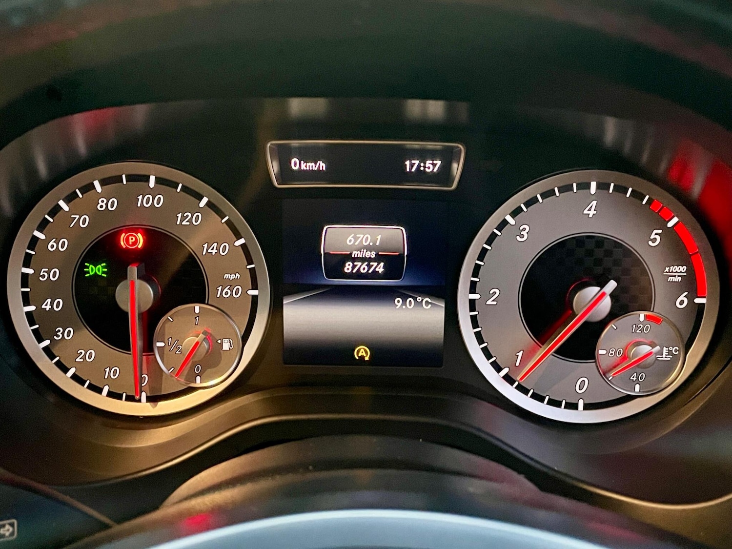 Used Mercedes-Benz A-Class 2015 for sale - 76377383: Photo 19