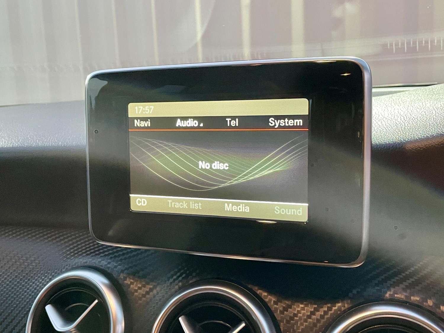 Used Mercedes-Benz A-Class 2015 for sale - 76377383: Photo 23