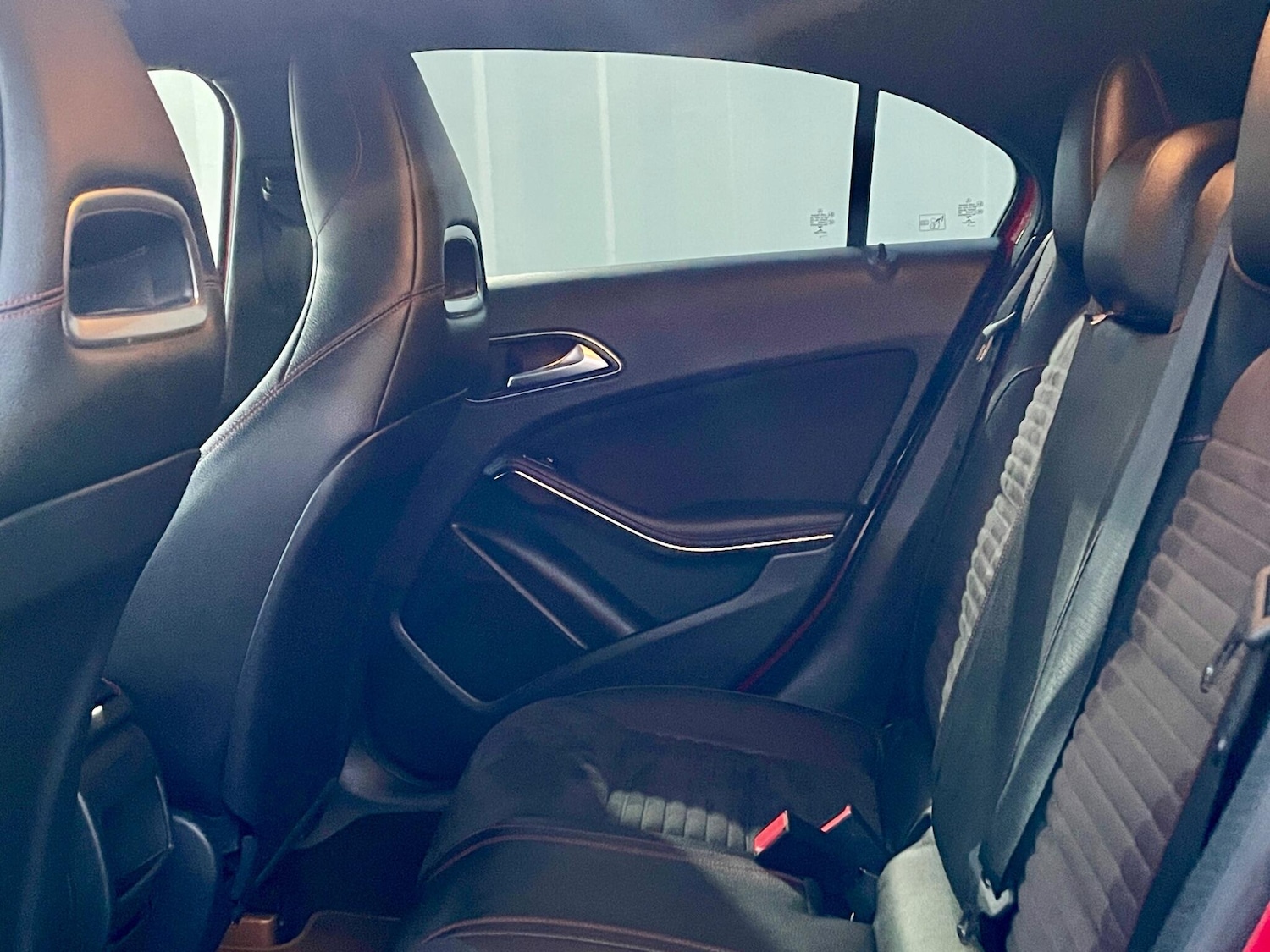 Used Mercedes-Benz A-Class 2015 for sale - 76377383: Photo 41