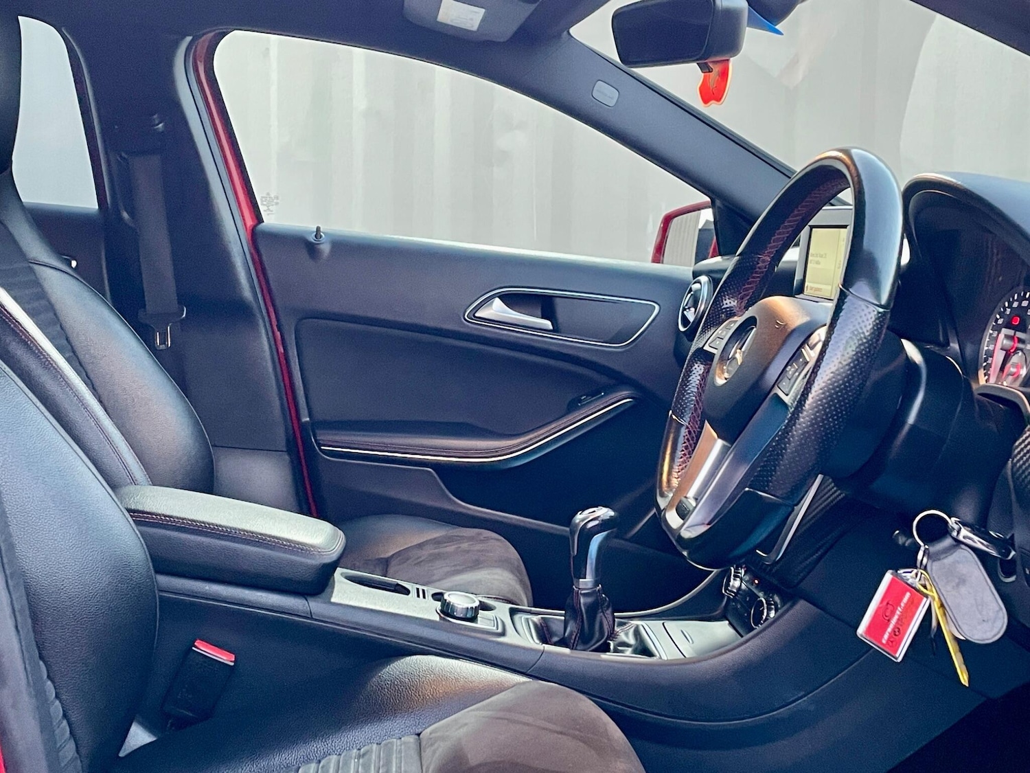 Used Mercedes-Benz A-Class 2015 for sale - 76377383: Photo 56