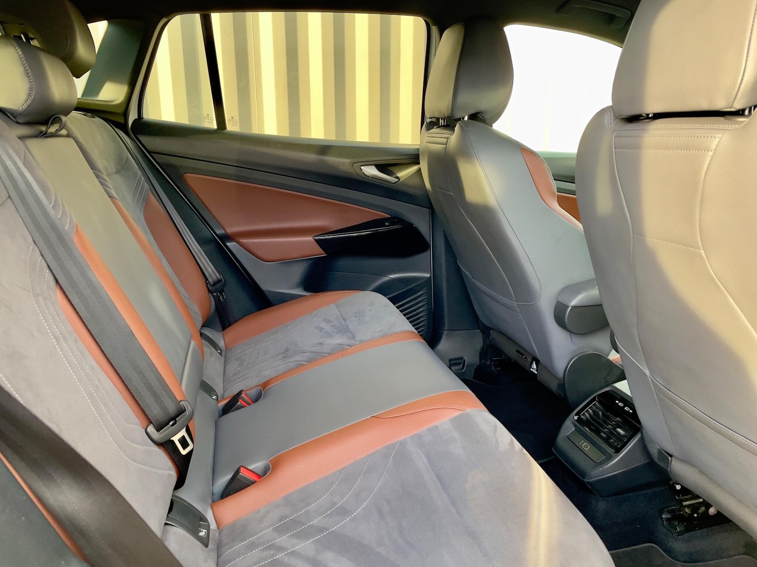 Used Volkswagen ID.4 2021 for sale - 77266606: Photo 8