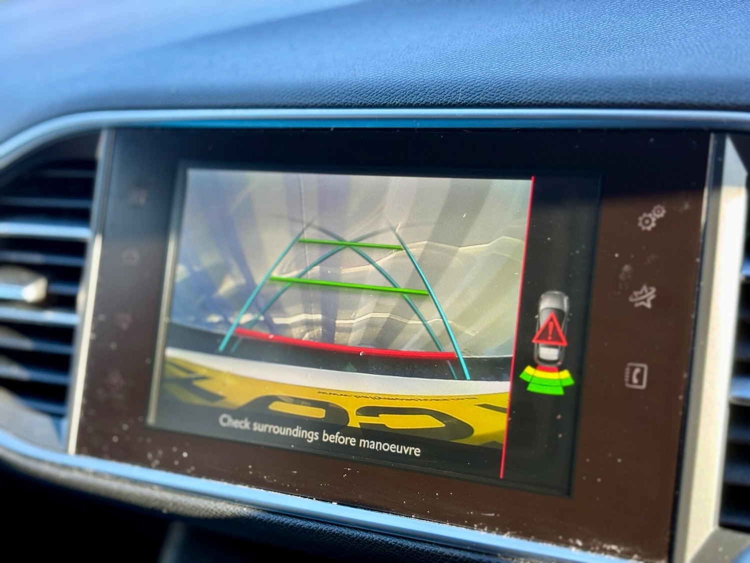 Used Peugeot 308 2016 for sale - 76850149: Photo 10