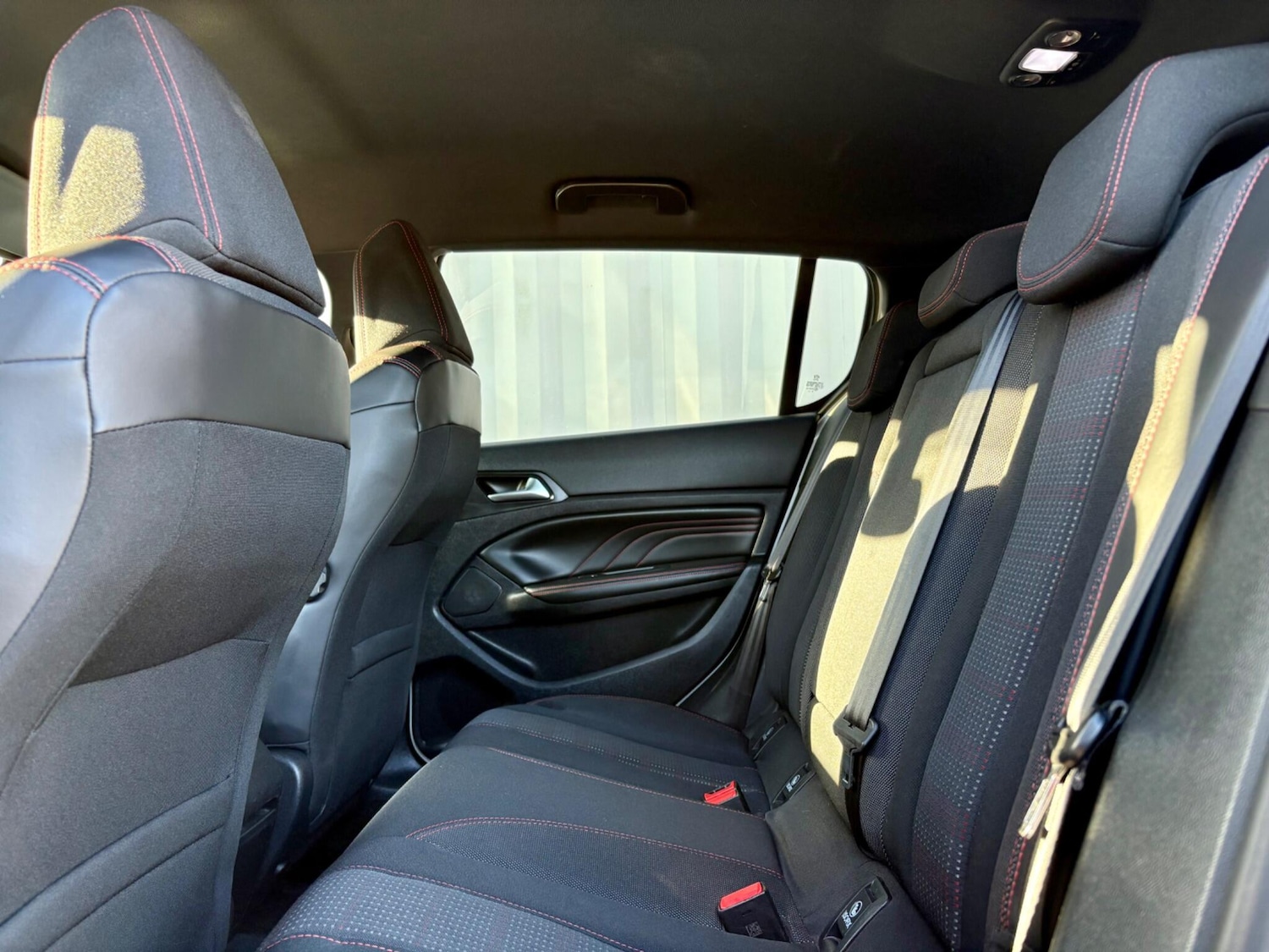 Used Peugeot 308 2016 for sale - 76850149: Photo 35