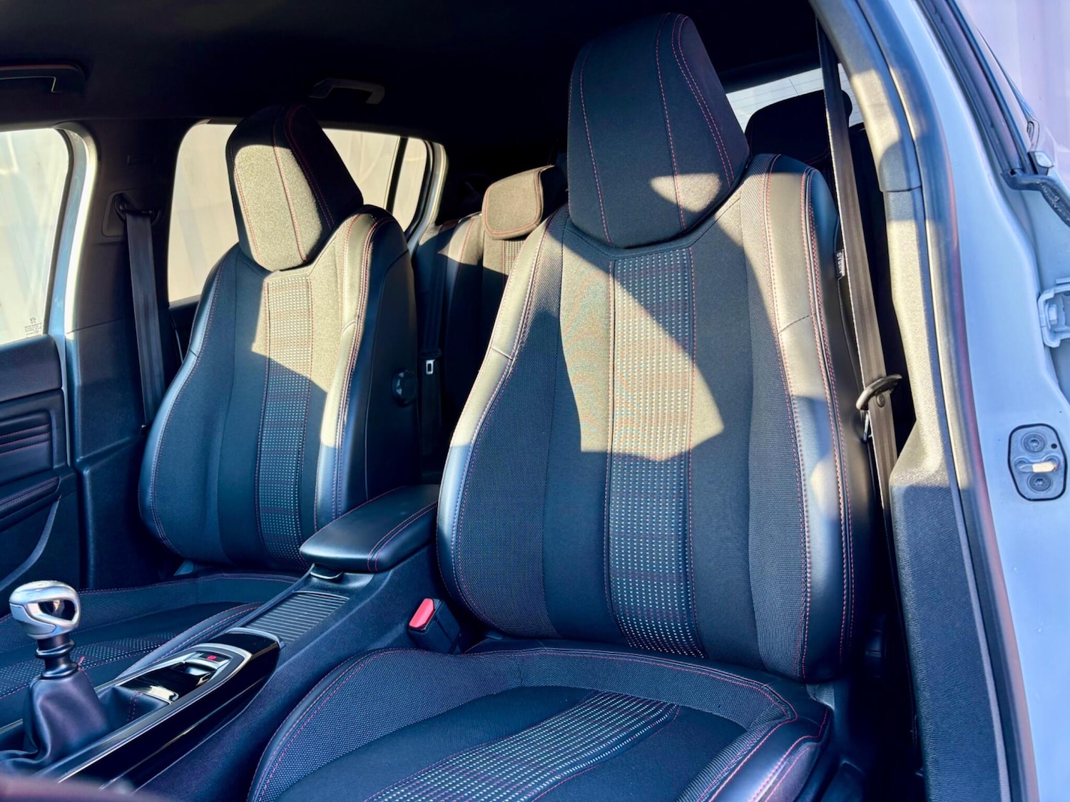 Used Peugeot 308 2016 for sale - 76850149: Photo 39