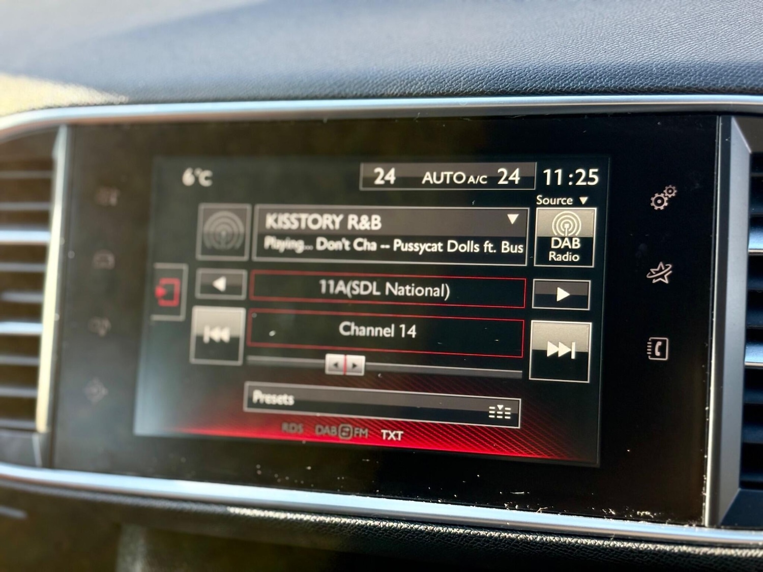 Used Peugeot 308 2016 for sale - 76850149: Photo 46