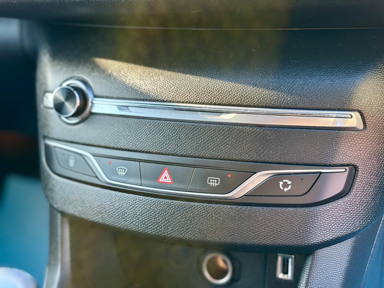 Used Peugeot 308 2016 for sale - 76850149: Photo 51