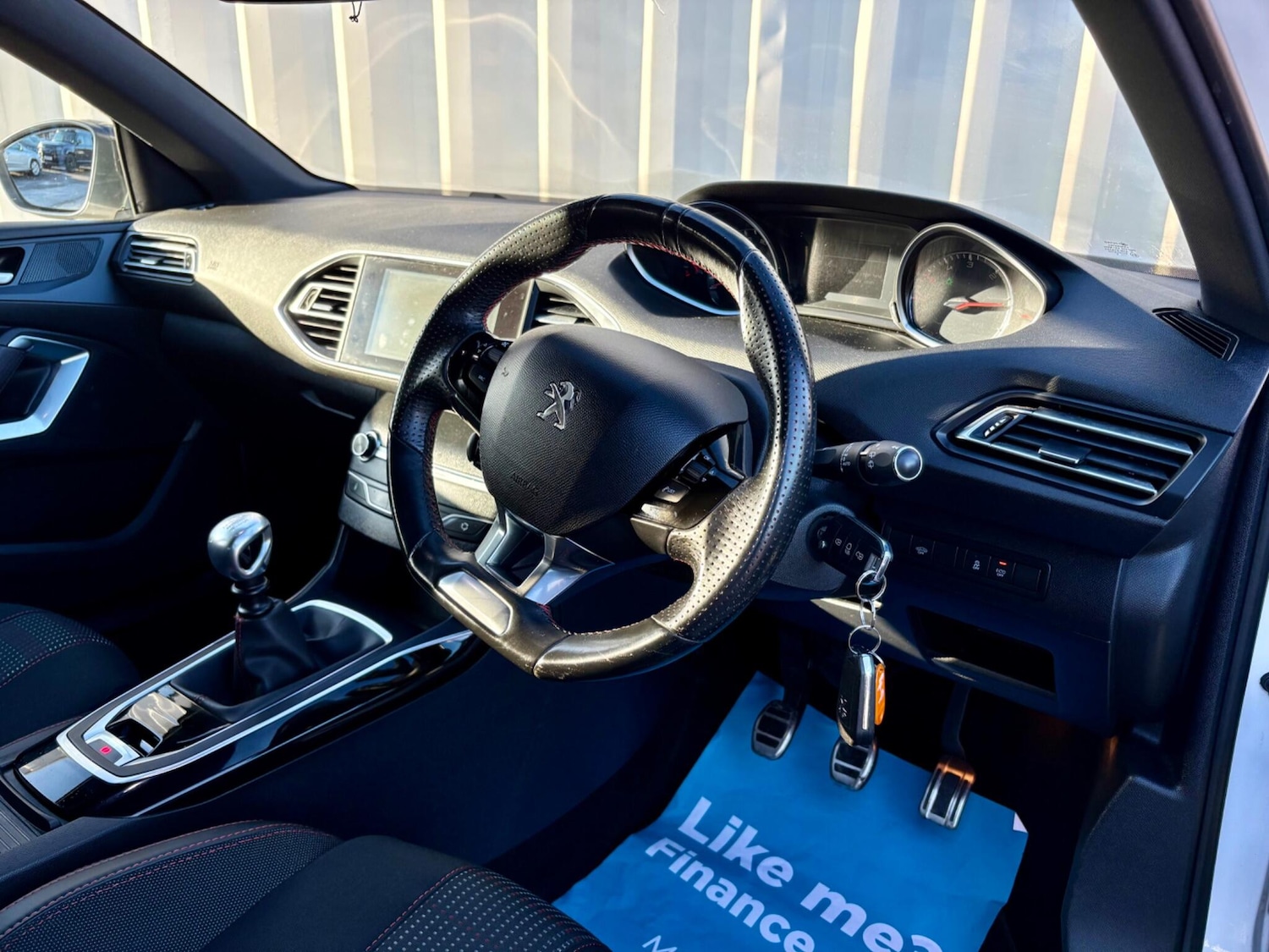 Used Peugeot 308 2016 for sale - 76850149: Photo 6