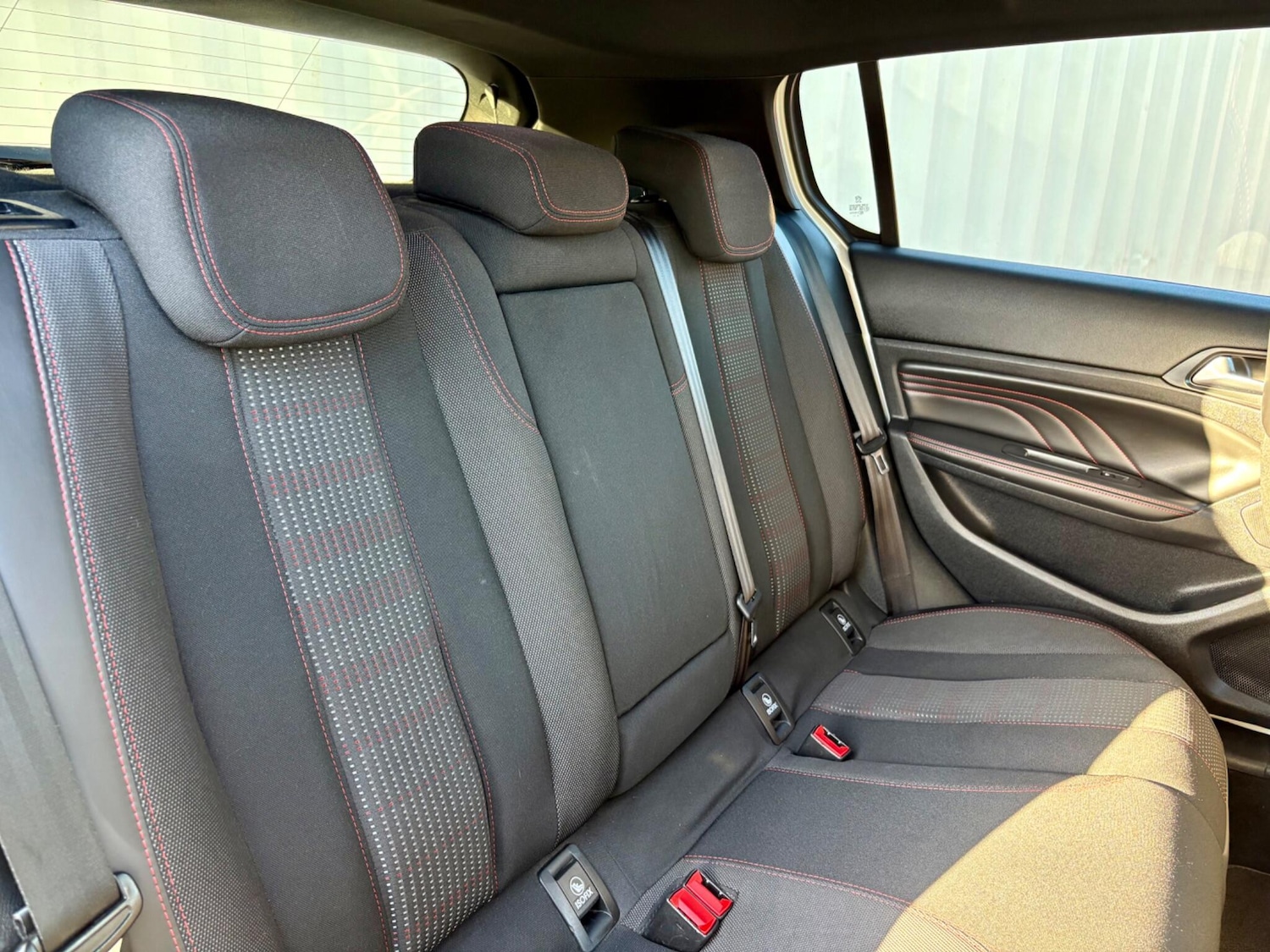 Used Peugeot 308 2016 for sale - 76850149: Photo 8