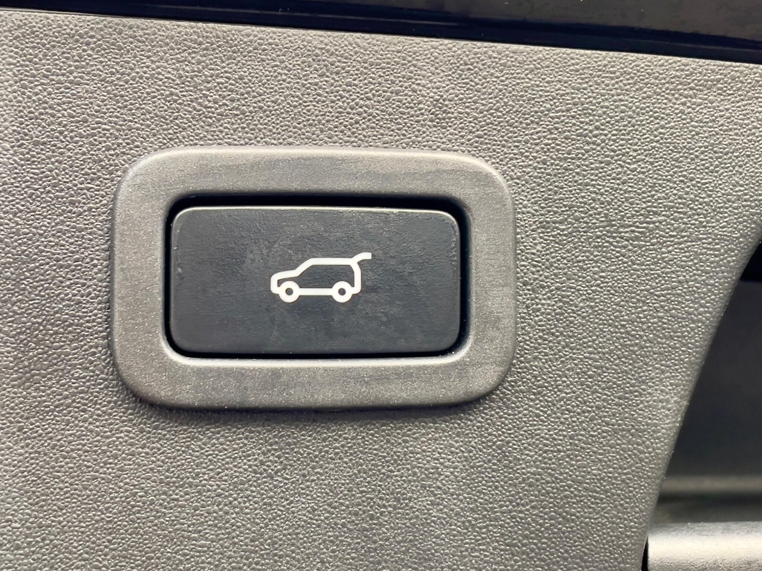 Used Jaguar E-Pace 2019 for sale - 77808601: Photo 38