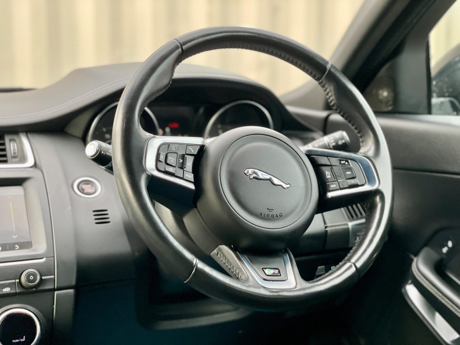 Used Jaguar E-Pace 2019 for sale - 77808601: Photo 42