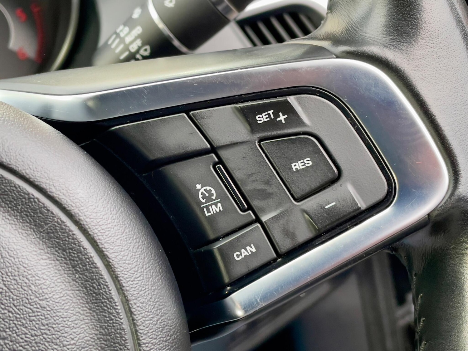 Used Jaguar E-Pace 2019 for sale - 77808601: Photo 50