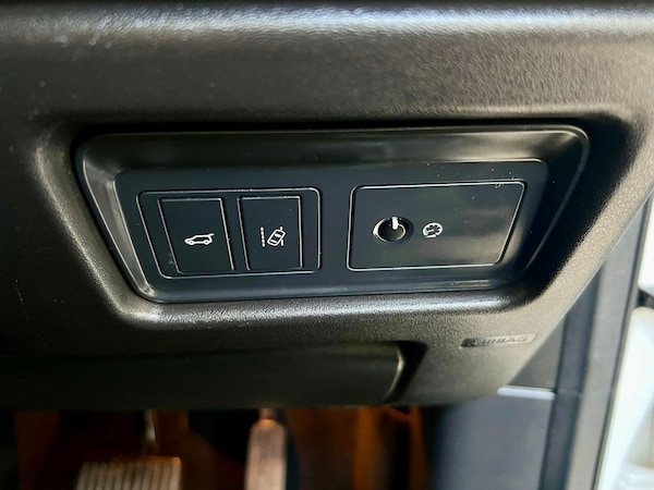 Used Land Rover Discovery Sport 2016 for sale - 75520502: Photo 31