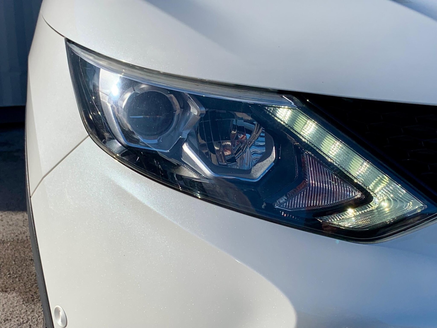 Used Nissan Qashqai 2016 for sale - 76832109: Photo 25