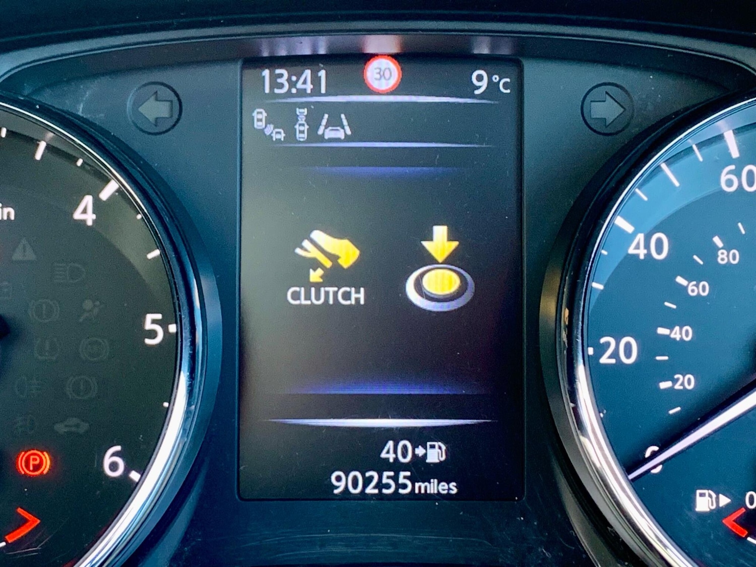 Used Nissan Qashqai 2016 for sale - 76832109: Photo 30