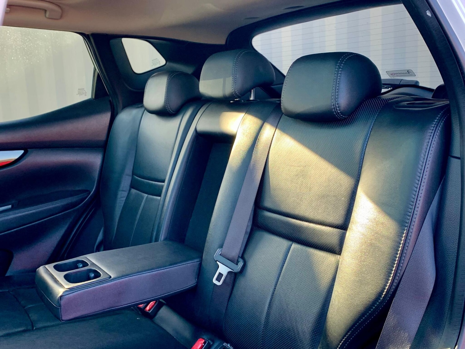 Used Nissan Qashqai 2016 for sale - 76832109: Photo 40