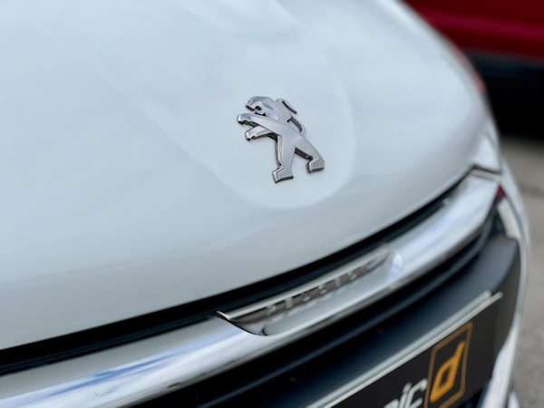 Used Peugeot 208 2015 for sale - 76270368: Photo 16