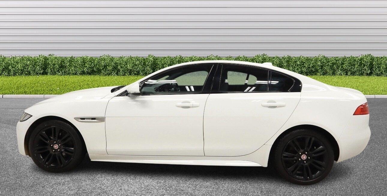 Used Jaguar XE 2016 for sale - 77537675: Photo 8